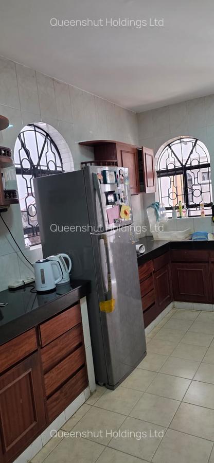5 Bed Townhouse with En Suite in Westlands Area - 2