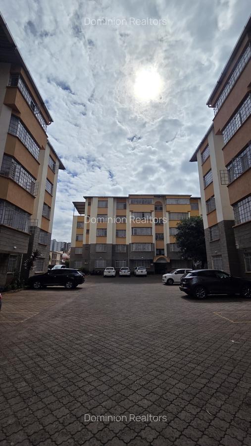 3 Bed Apartment with En Suite at Ita Road(2Nd Parklands) - 1