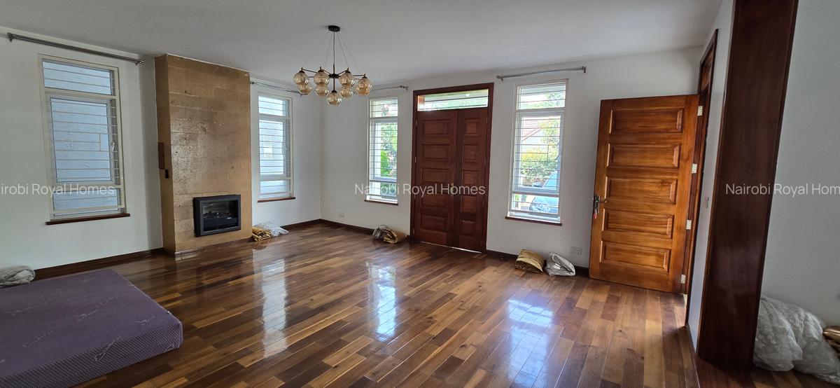 5 Bed Townhouse with En Suite at Lavington Road - 19