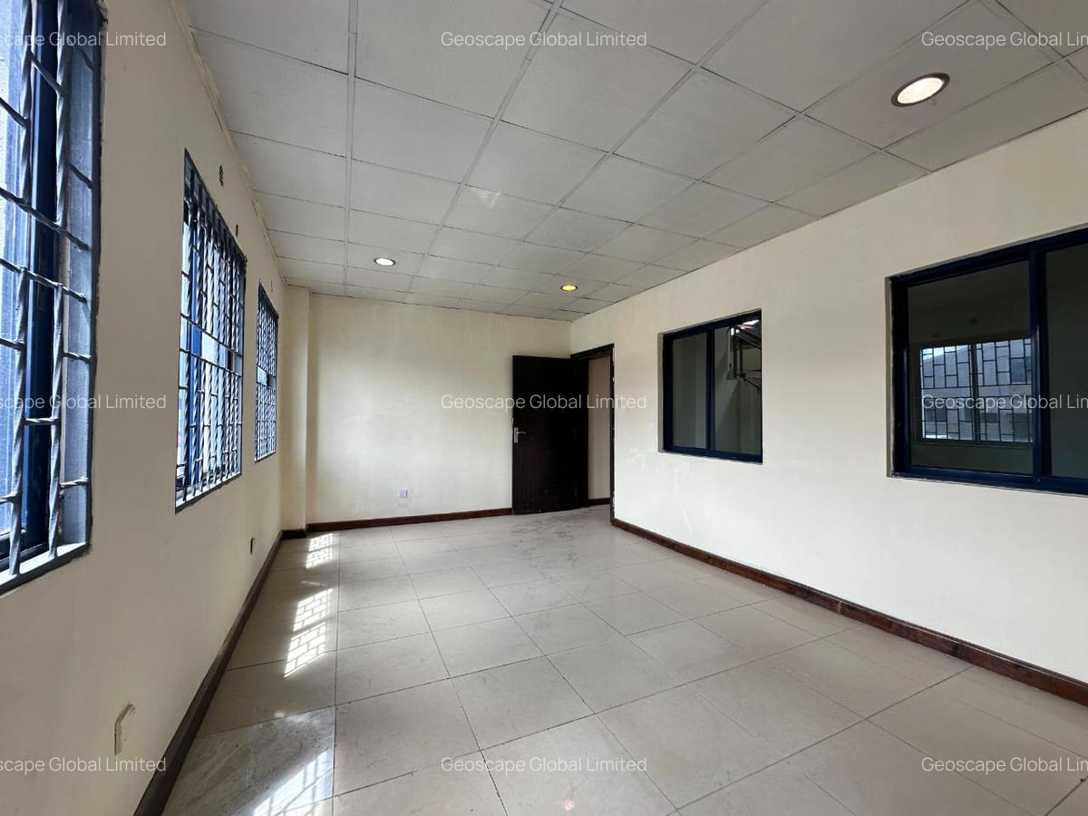 9,000 ft² Warehouse with Parking in Mombasa Road - 9