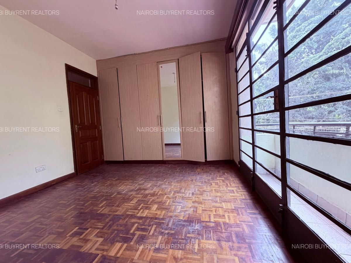 3 Bed Apartment with En Suite in Kilimani - 5