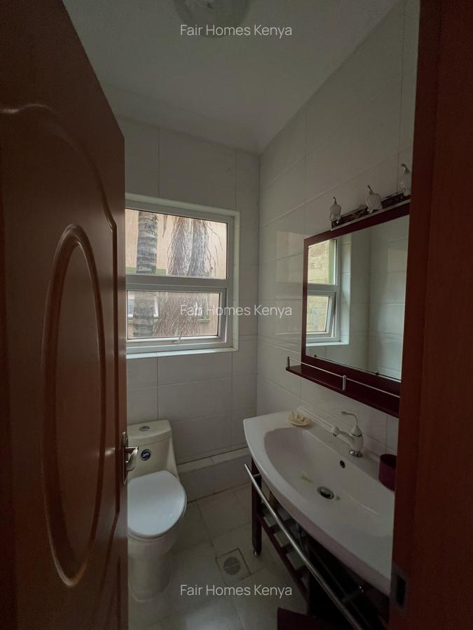 4 Bed Townhouse with En Suite at Riverside Drive - 18