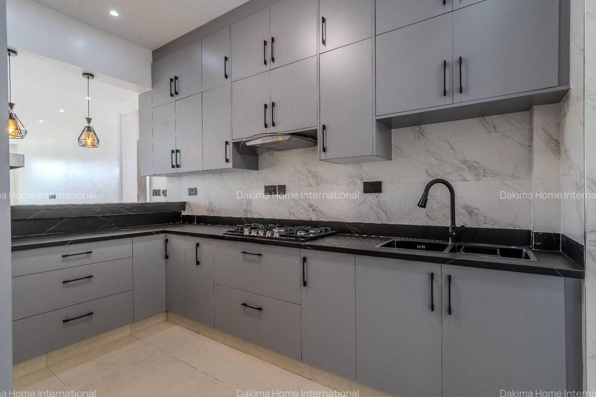 2 Bed Apartment with En Suite in Runda - 7