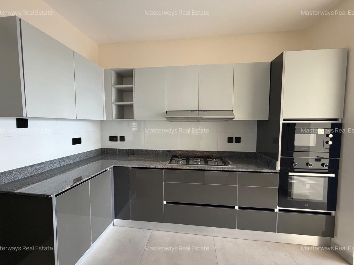Serviced 3 Bed Apartment with En Suite in General Mathenge - 4