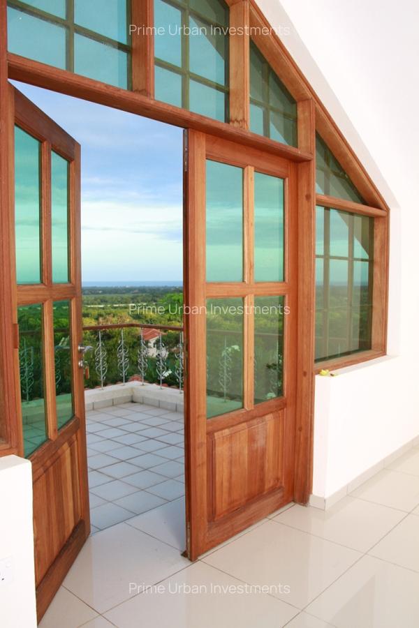 5 Bed Villa with En Suite in Vipingo - 6