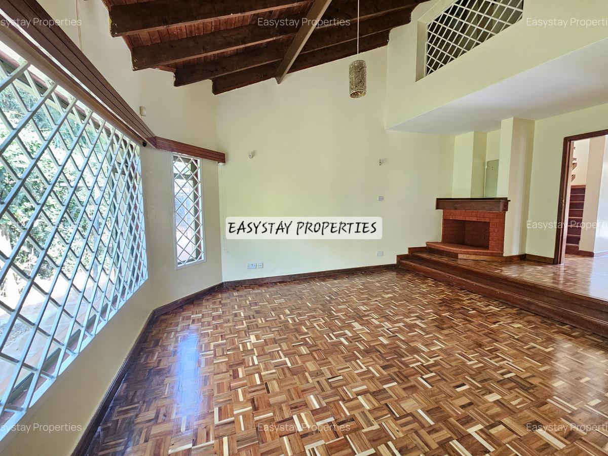 4 Bed Townhouse with En Suite in Lavington - 5
