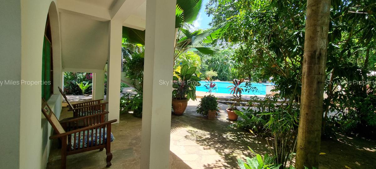 Serviced 3 Bed Apartment with En Suite at La-Marina Mtwapa - 15