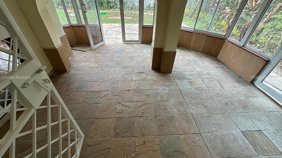 4 Bed House with En Suite at Valley Arcade - 7