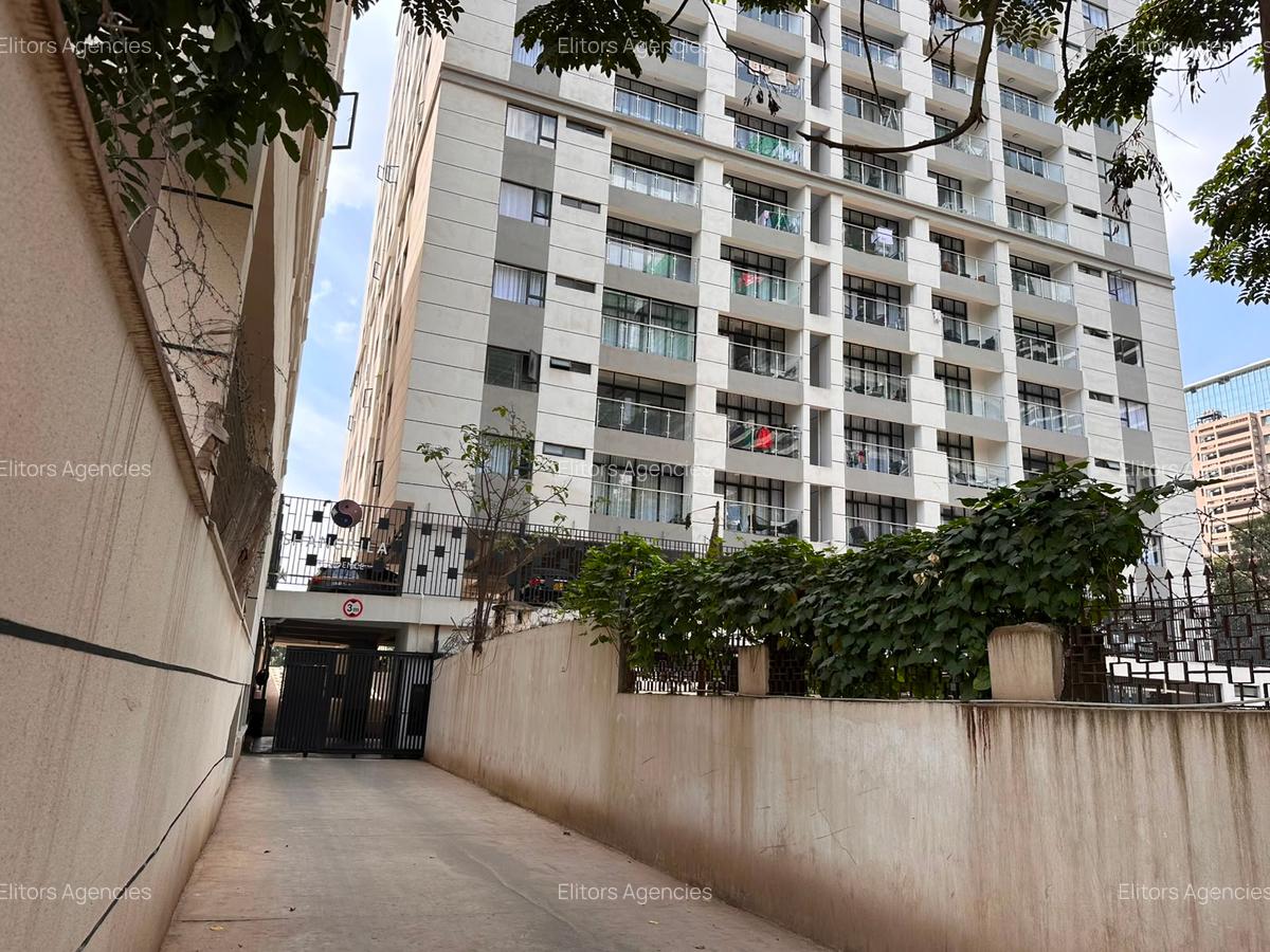2 Bed Apartment with En Suite at Westlands Toad Near Gtc - 1