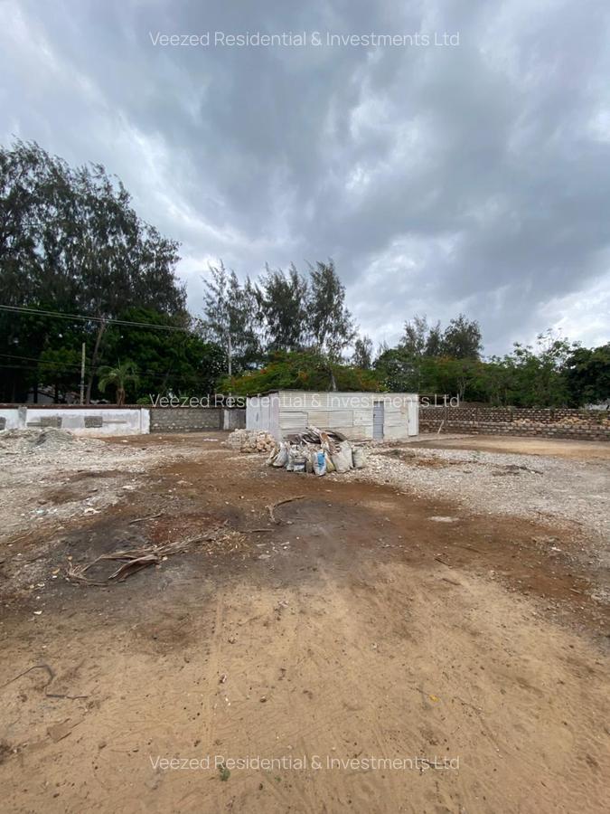 Residential Land in Nyali Area - 5