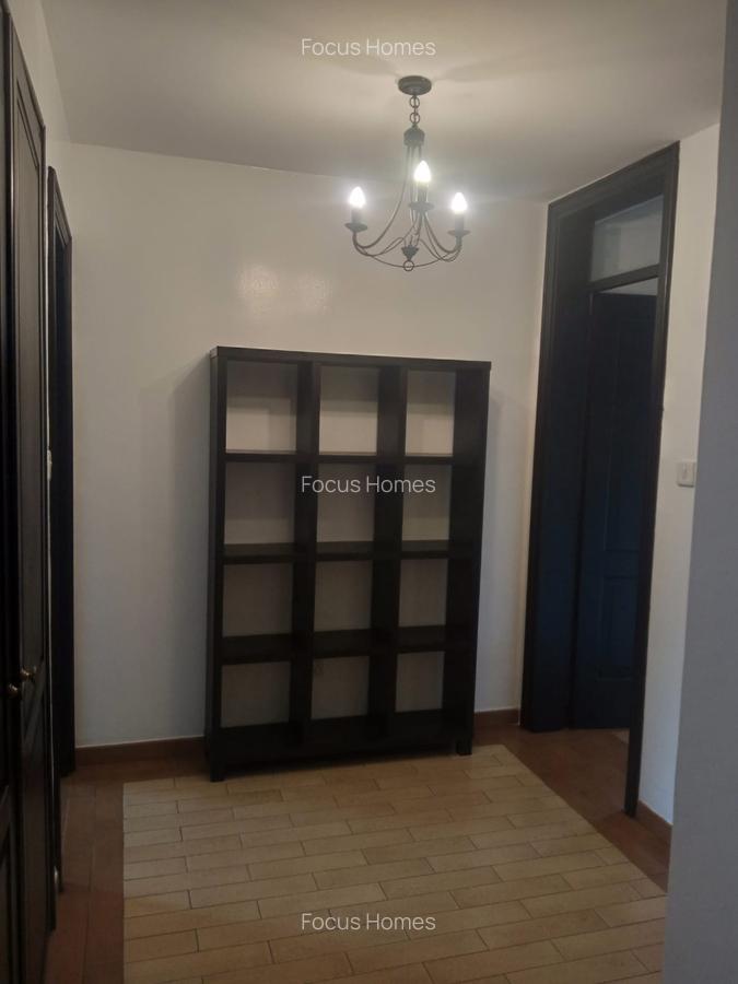 4 Bed Townhouse with En Suite in Spring Valley - 10