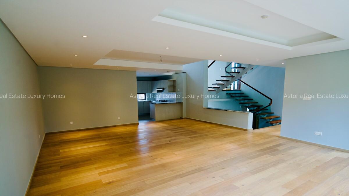 3 Bed Villa with En Suite at 2026-389 - 14