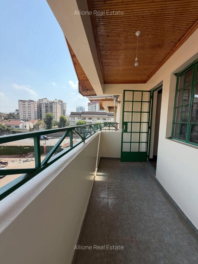4 Bed Apartment with Parking at Off - Dennis Pritt Road - 5