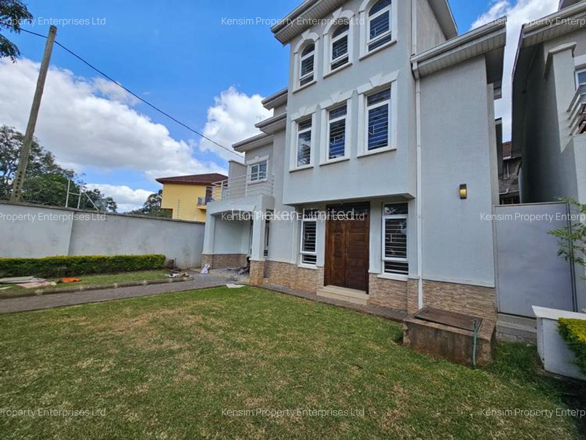 5 Bed Townhouse with En Suite in Lavington - 11