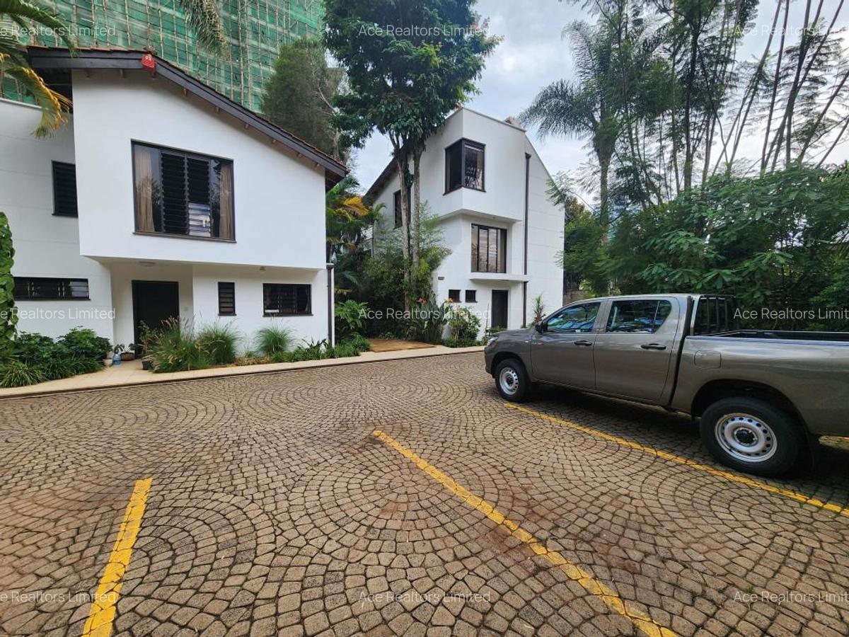 Furnished 1 Bed Apartment with En Suite at Westlands. - 5