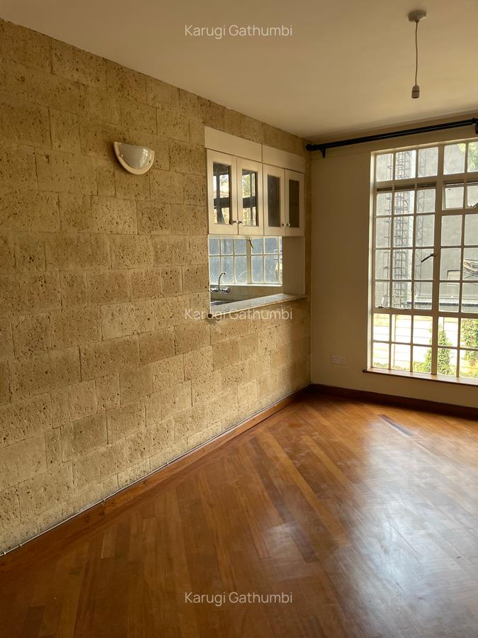 3 Bed Apartment with En Suite at Kilimani Road - 2
