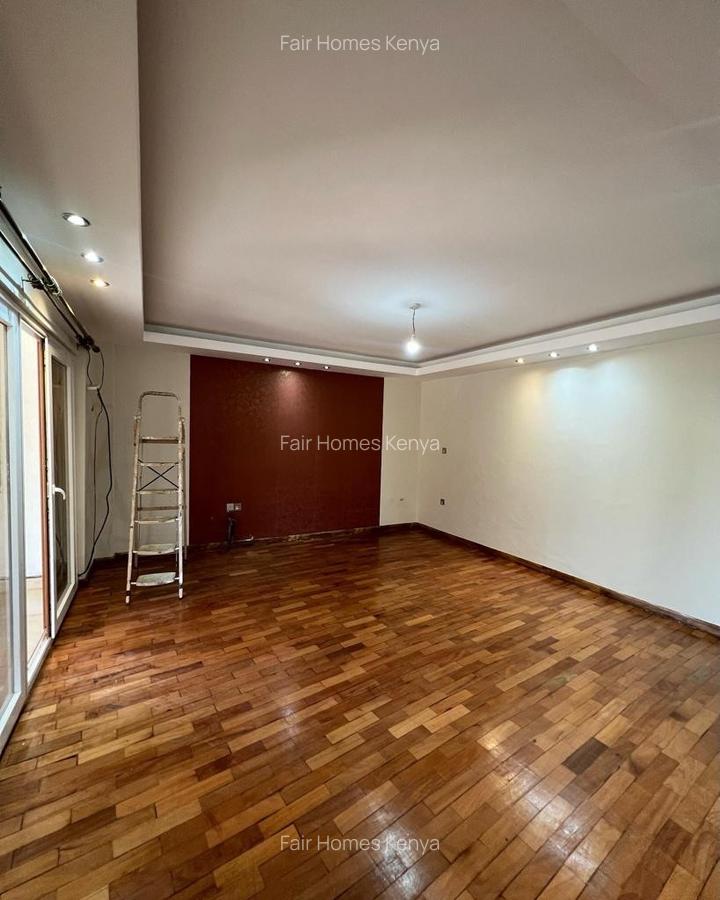 5 Bed Townhouse with En Suite at Convent Drive - 13