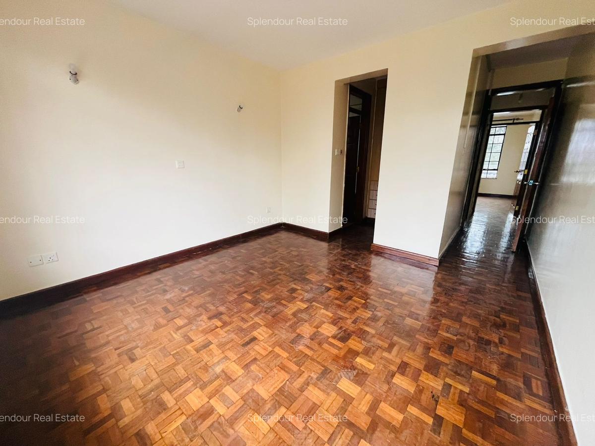 2 Bed Apartment with En Suite in Lavington - 5