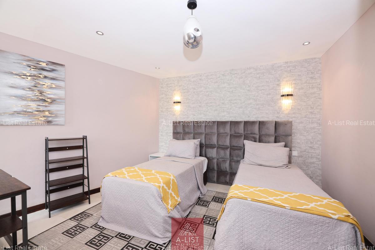 3 Bed Apartment with Swimming Pool at Riverside Drive - 9