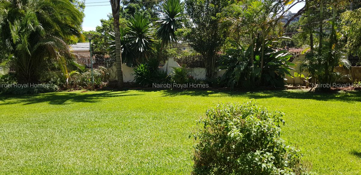 4 Bed House with En Suite at Spring Valley Road - 7