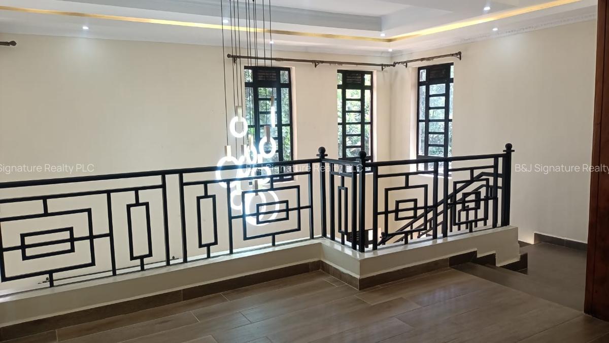 6 Bed House with En Suite in Kitisuru - 2