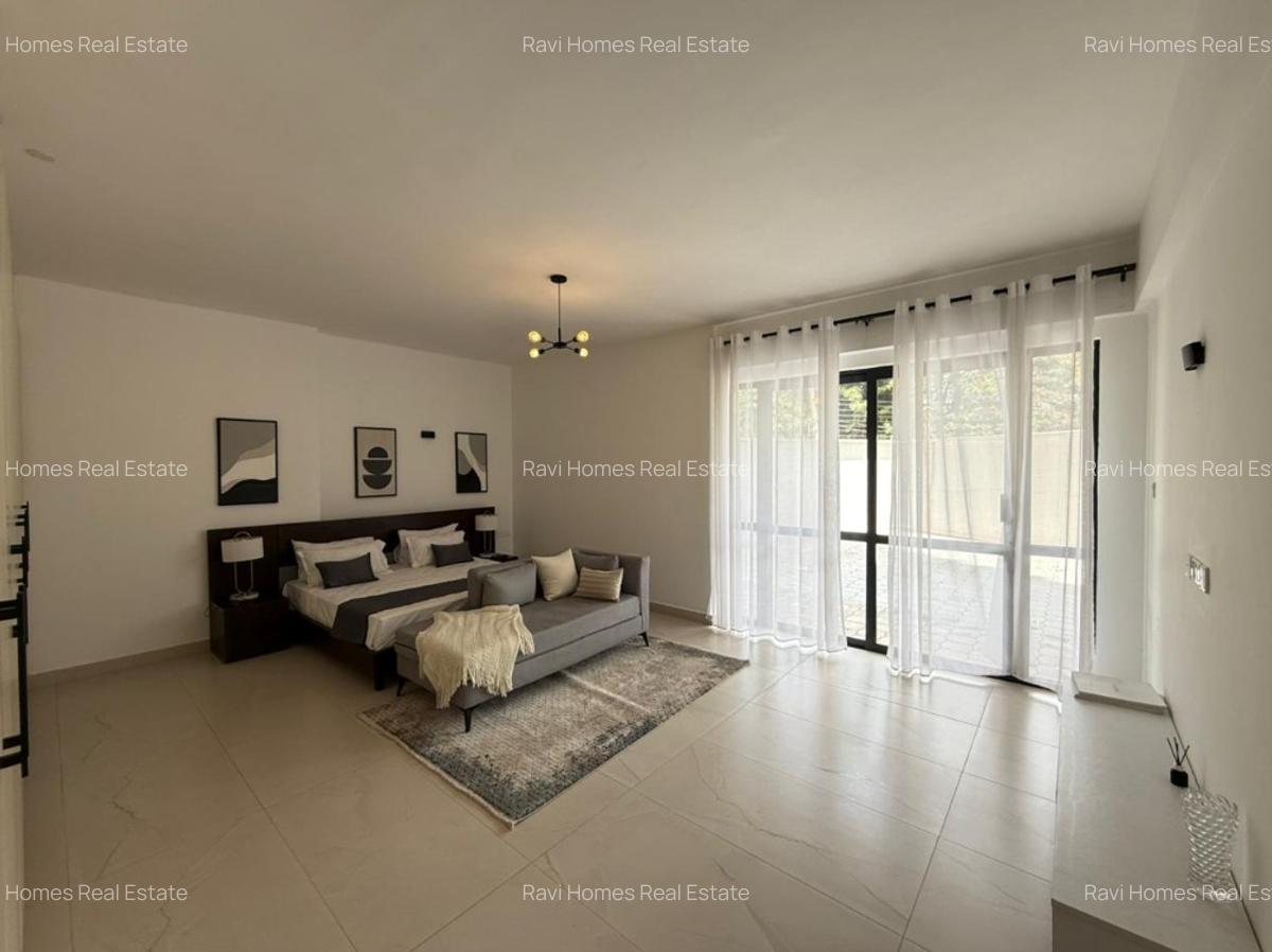 3 Bed Apartment with En Suite at Westlands - 8