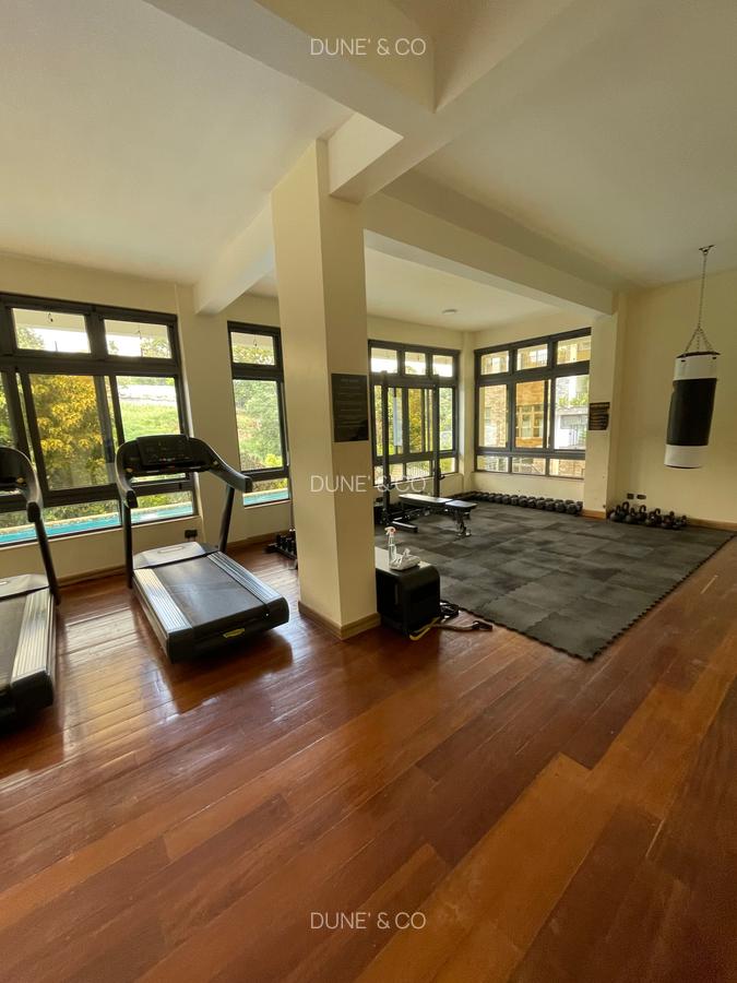 Serviced 1 Bed Apartment with En Suite in Spring Valley - 4