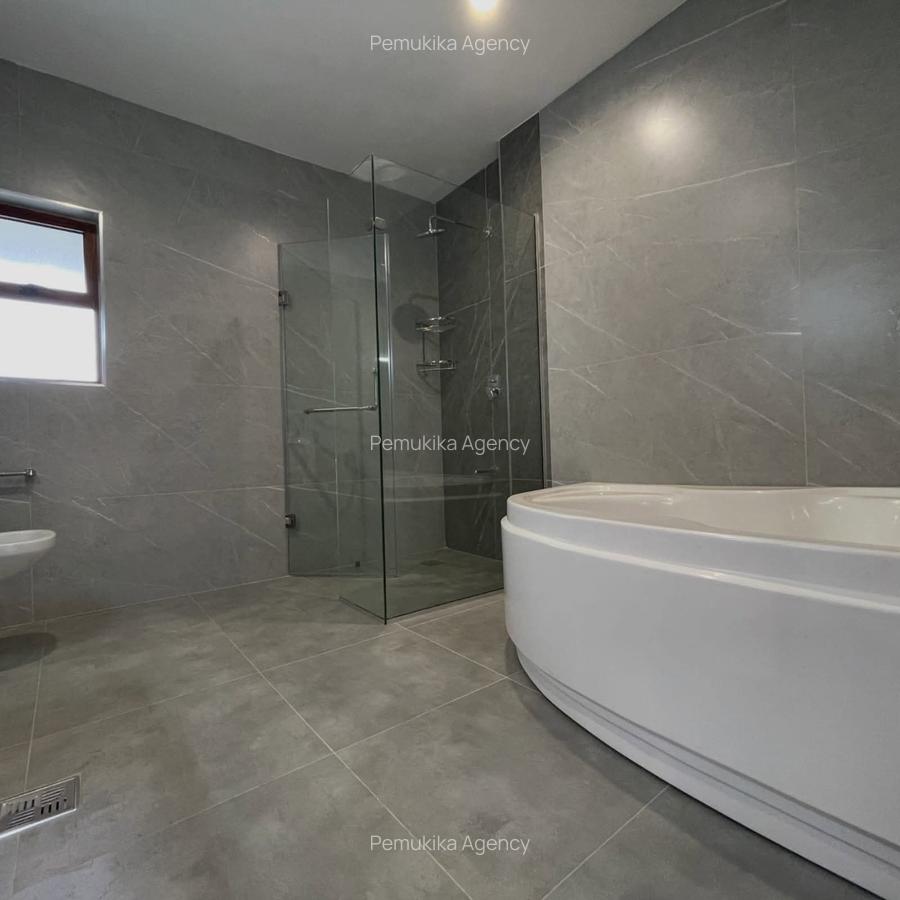 3 Bed Apartment with En Suite in Kileleshwa - 3