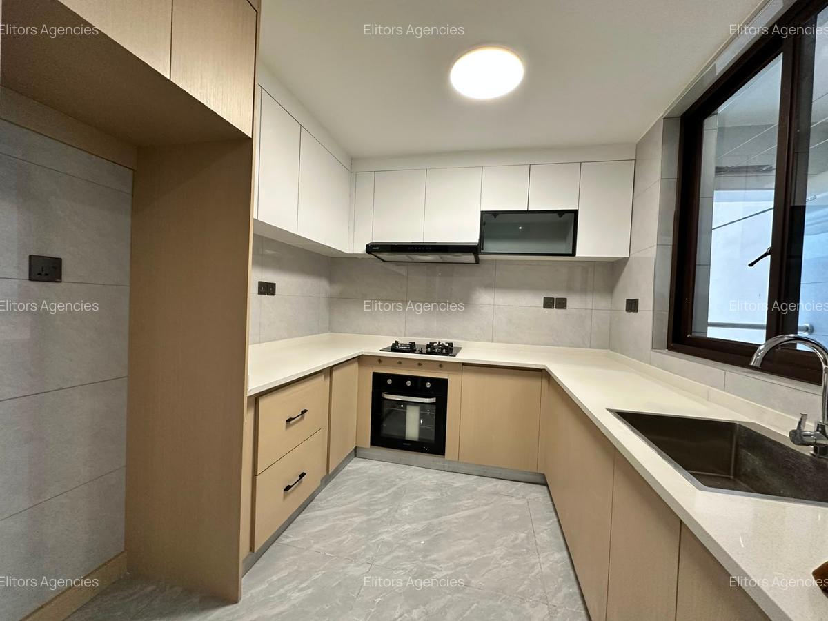 2 Bed Apartment with En Suite at Riverside Drive - 8