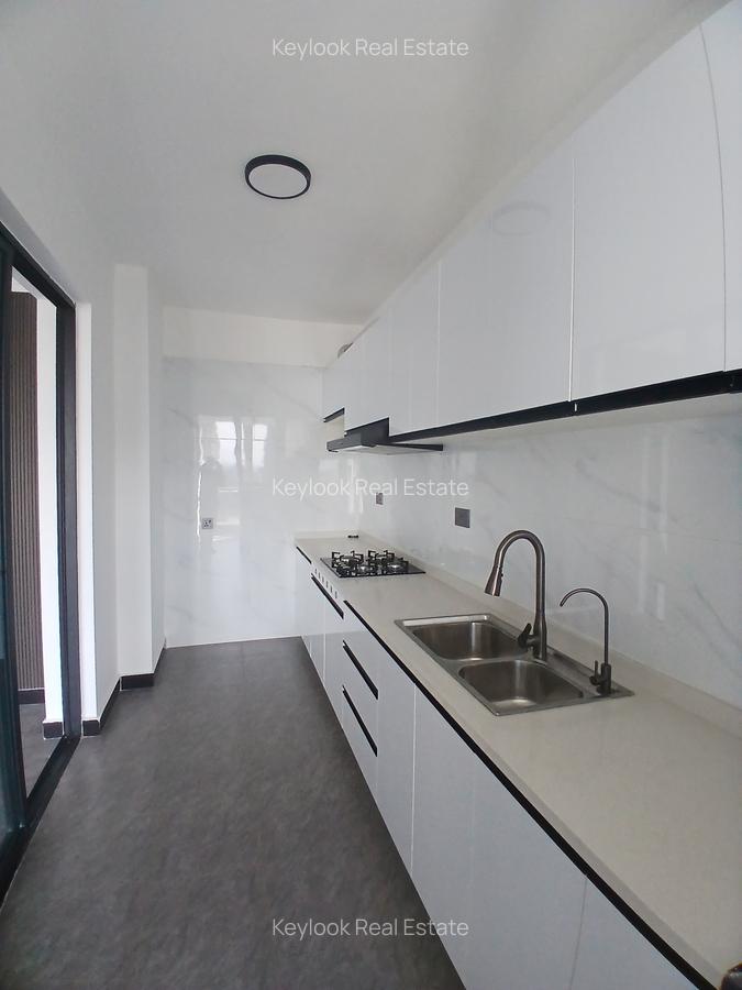 2 Bed Apartment with En Suite at Lavington - 4
