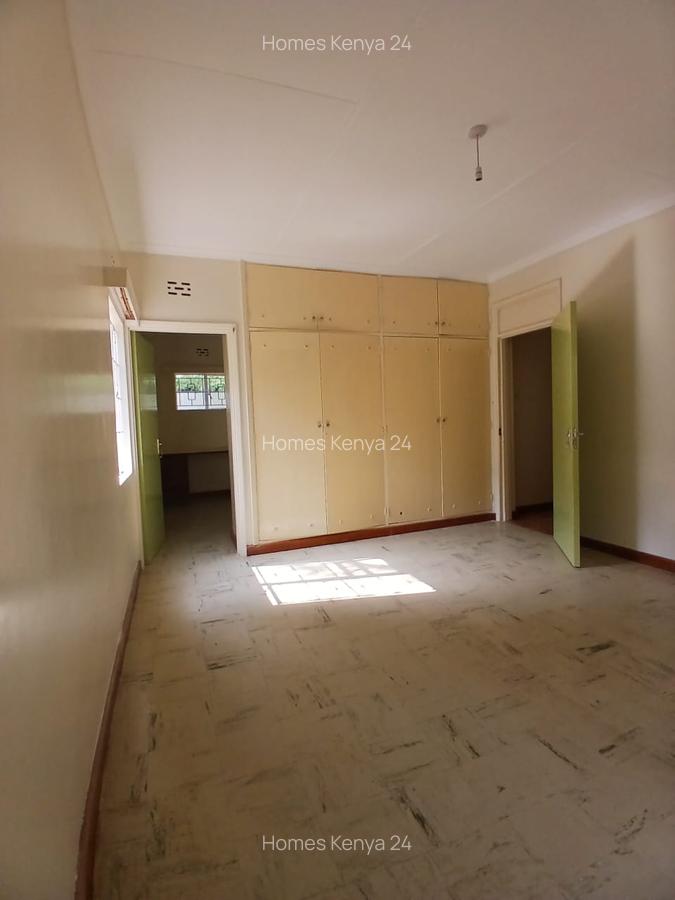 4 Bed House in Runda - 16
