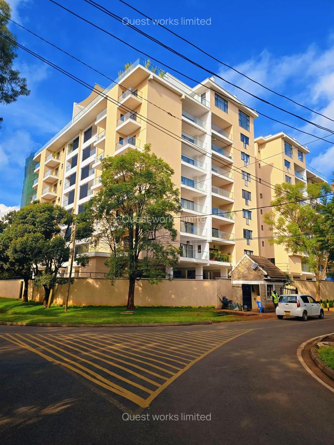 3 Bed Apartment with En Suite at Othaya Road - 20