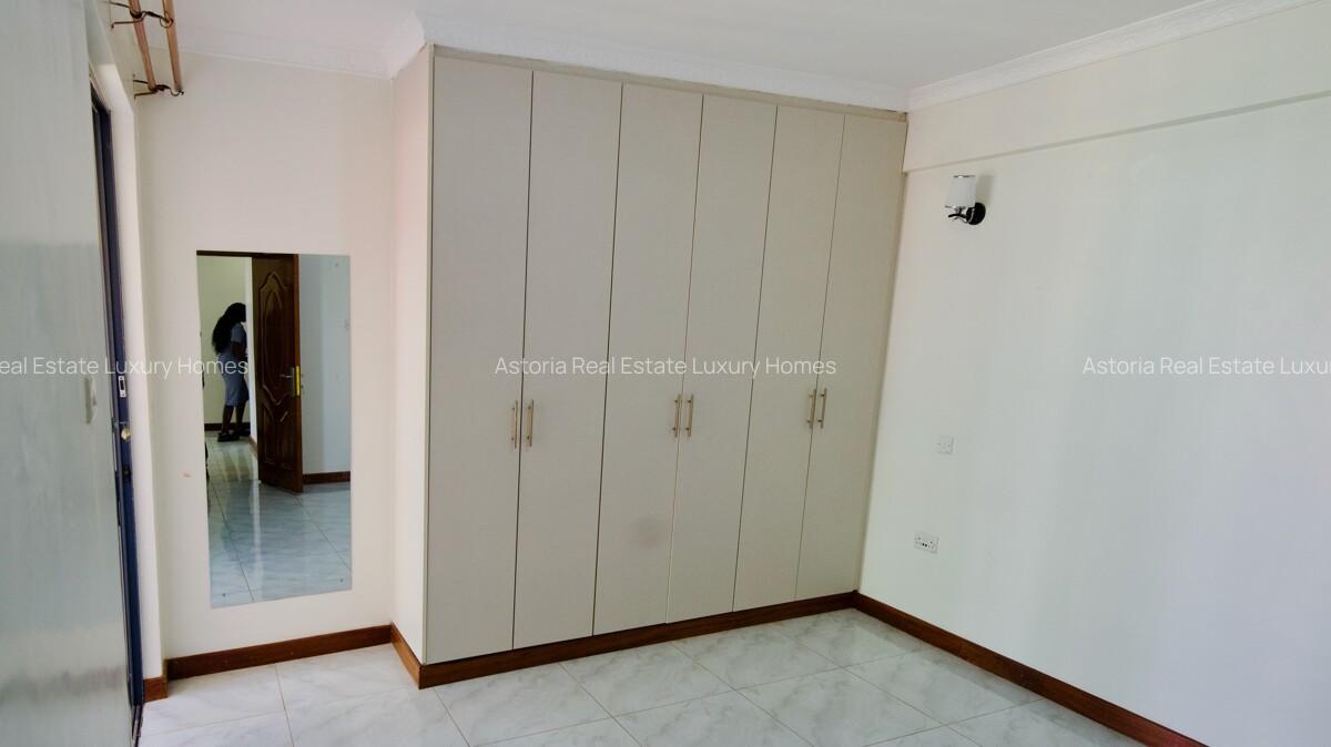2 Bed Apartment with En Suite at 2026-411 2 Bed - 7