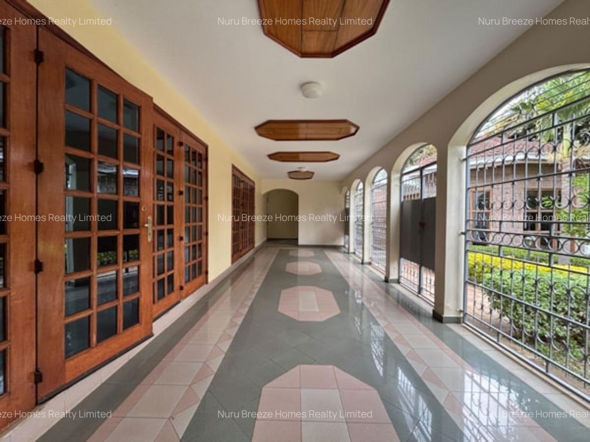 5 Bed House with En Suite in Runda - 5