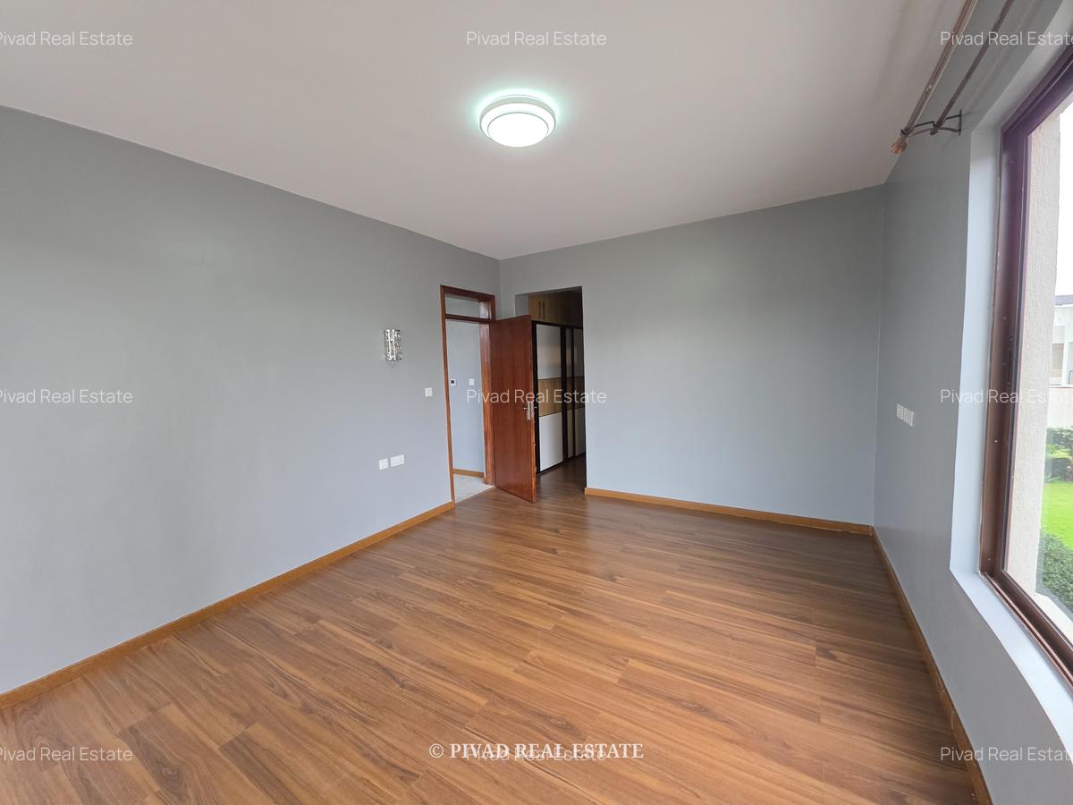 4 Bed Townhouse with Swimming Pool in Runda - 8