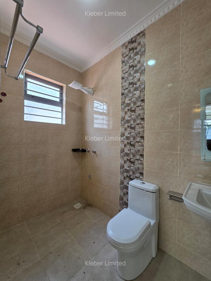 4 Bed House with En Suite in Ruiru - 17
