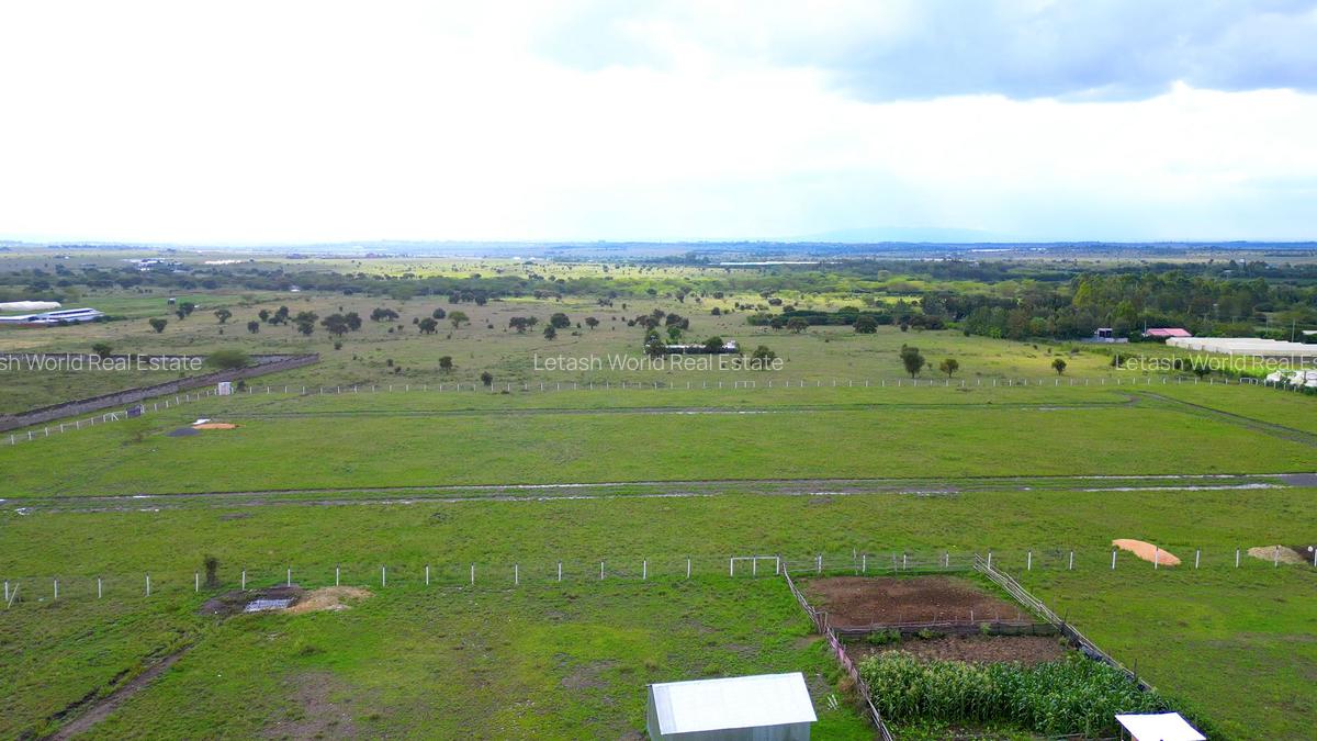 Land in Kitengela - 4