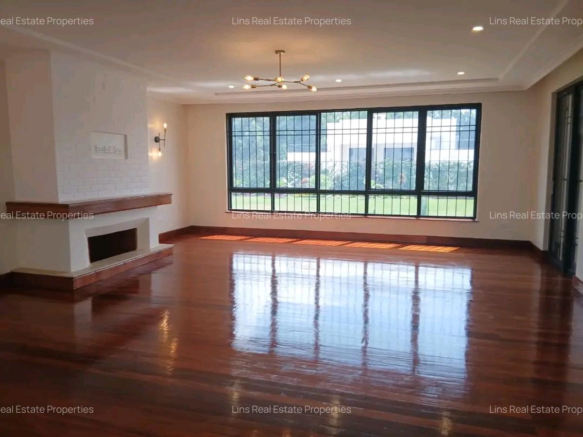 5 Bed Townhouse with En Suite in Loresho - 4
