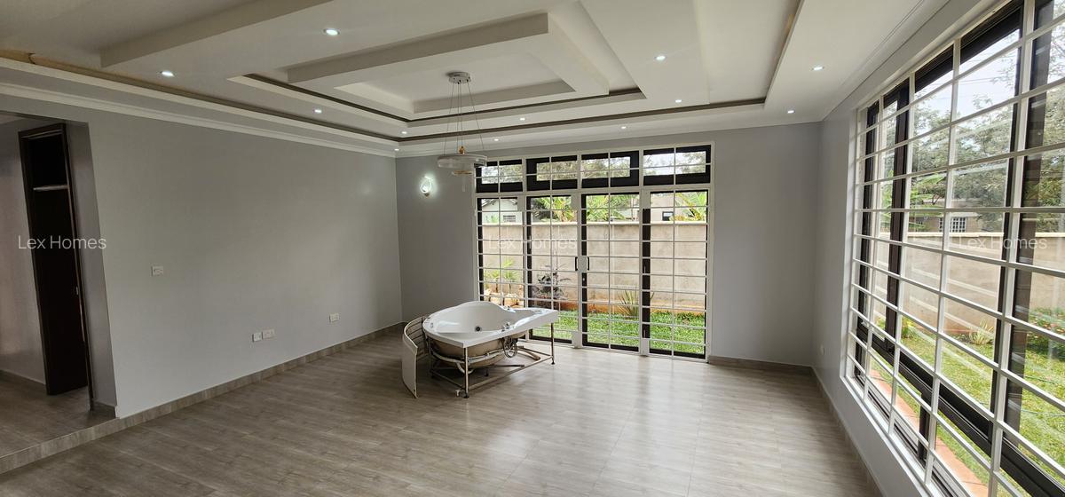 4 Bed House with En Suite at Rimpa - 3
