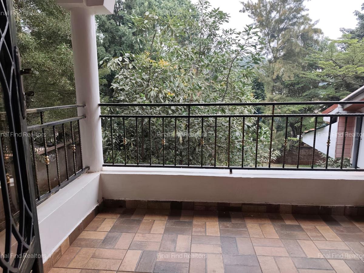 5 Bed House with Backup Generator in Runda - 16
