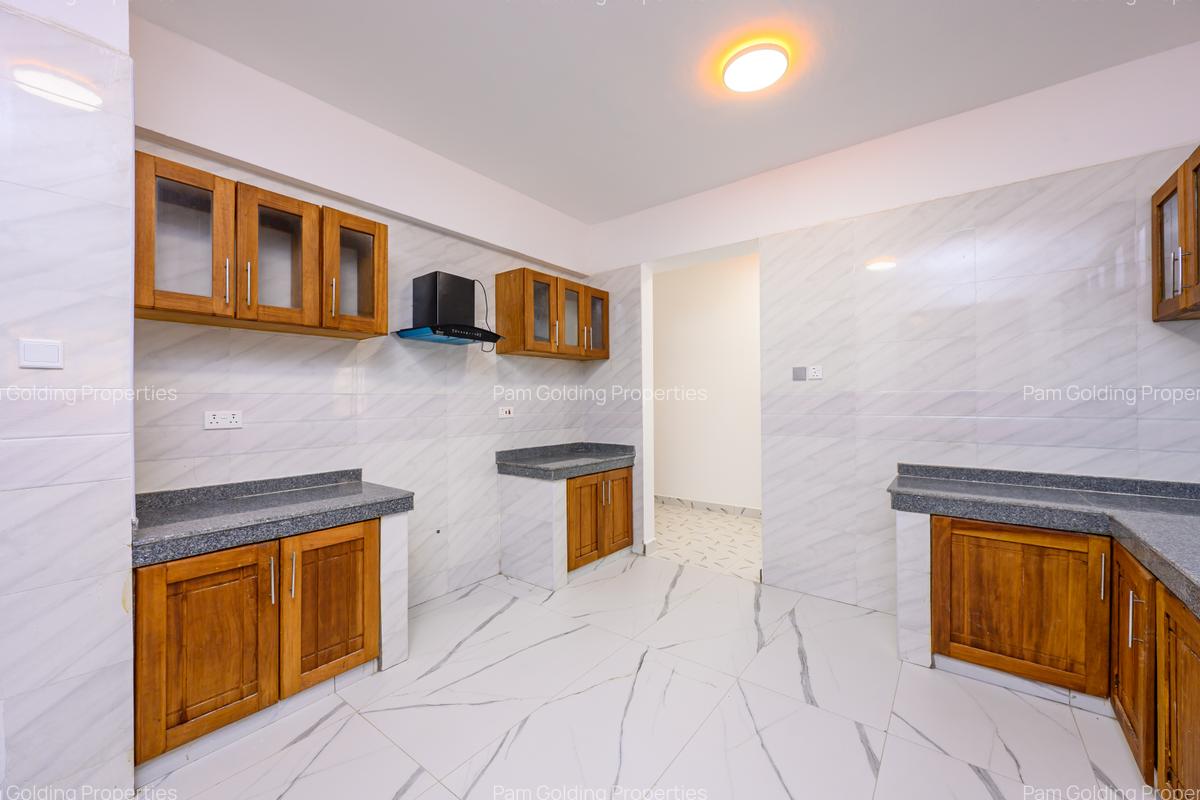 3 Bed Apartment with En Suite at Pwani Road - 8