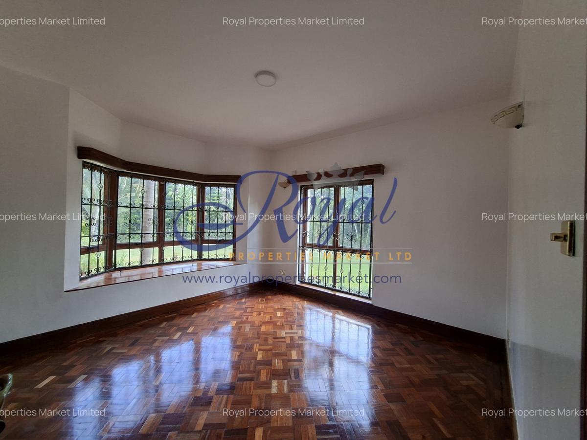 5 Bed House with En Suite in Runda - 5
