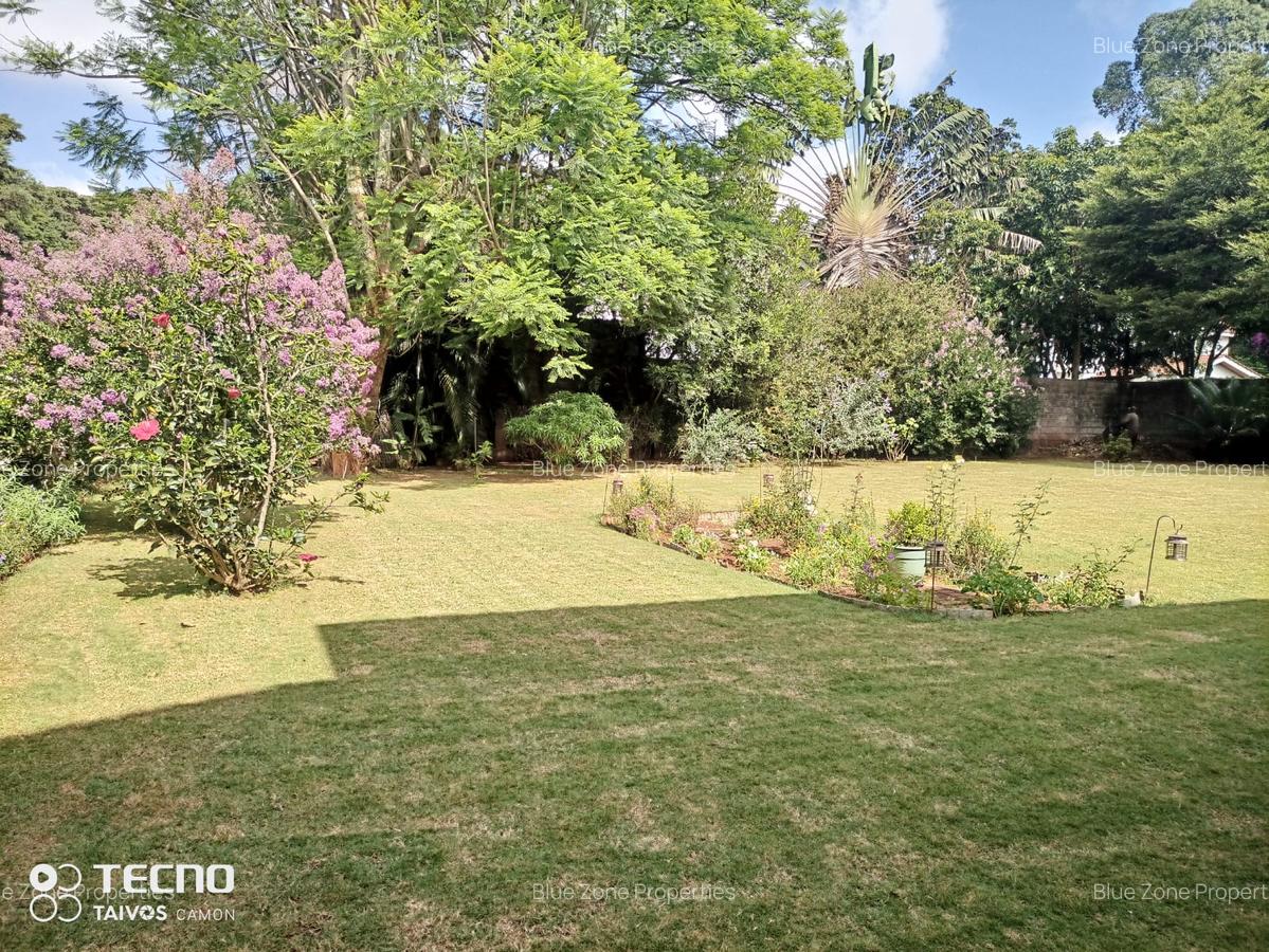 5 Bed House with En Suite at Off Un Avenue - 2