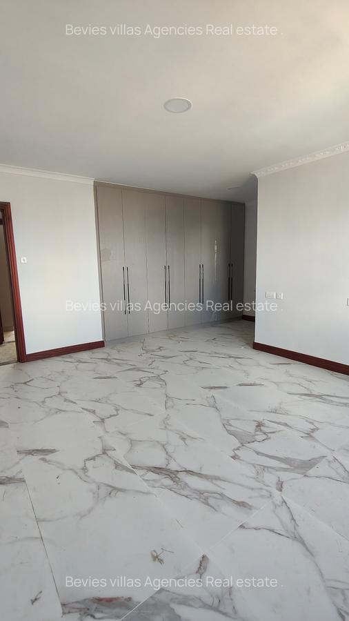 3 Bed Apartment with En Suite at Parklands - 3