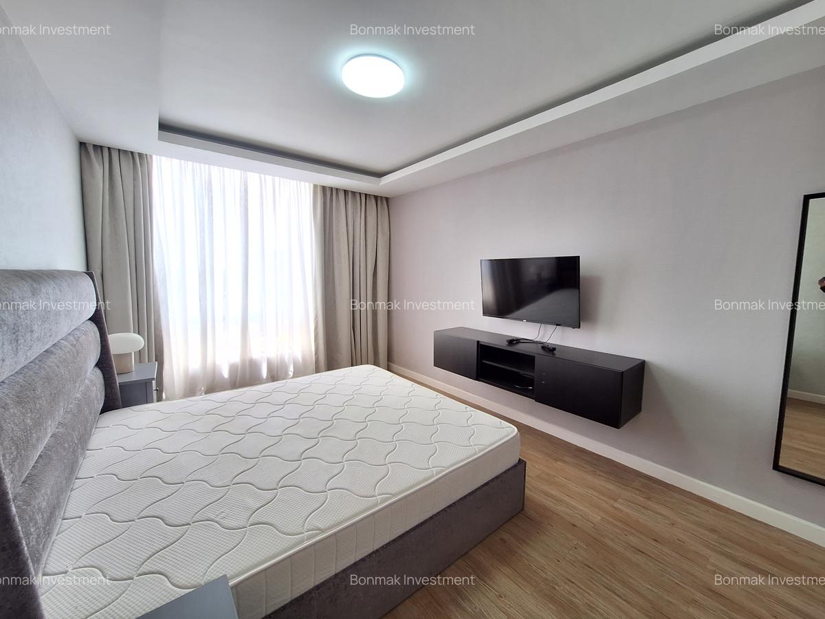 Furnished 3 Bed Apartment with En Suite at Brookside Drive - 14