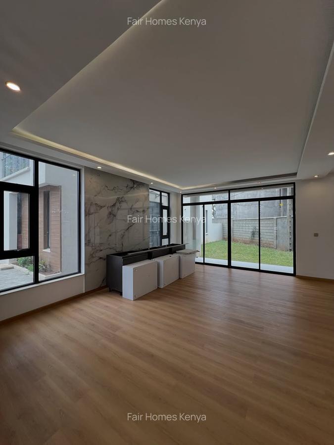 5 Bed Townhouse with En Suite at Lavington Green - 5