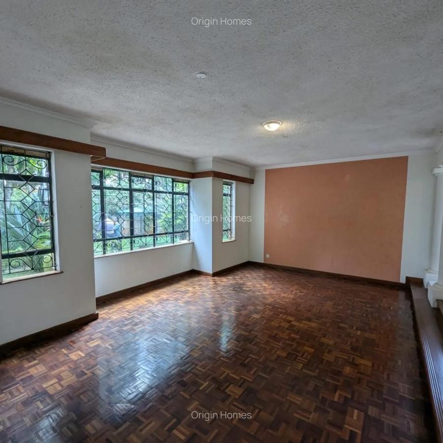 5 Bed Townhouse with En Suite at Kyuna - 6