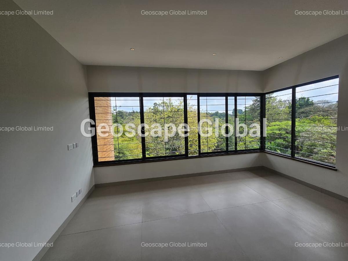 4 Bed Townhouse with En Suite in Loresho - 4