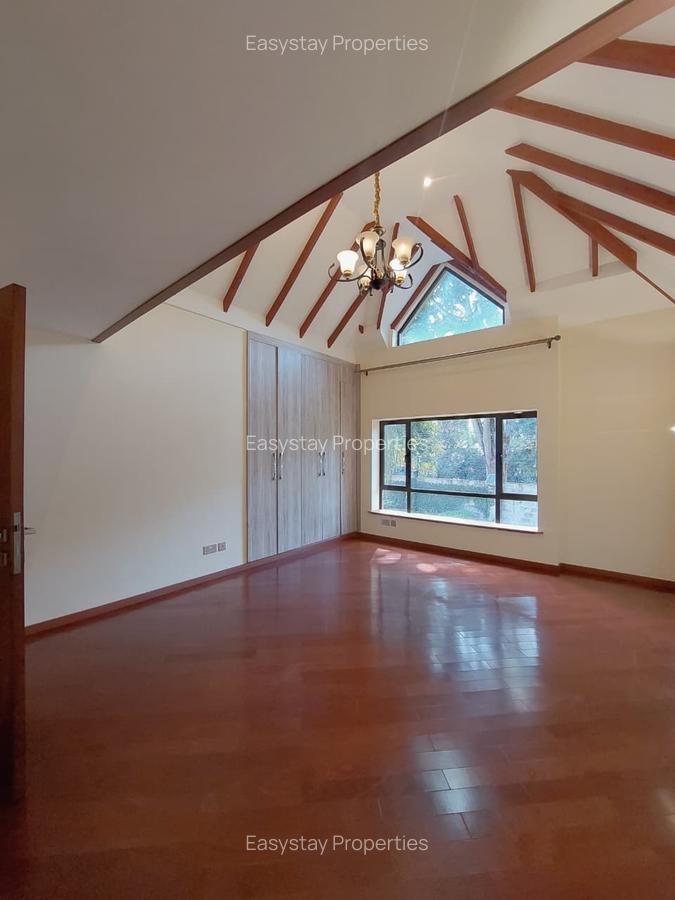 5 Bed Townhouse with En Suite in Lavington - 5