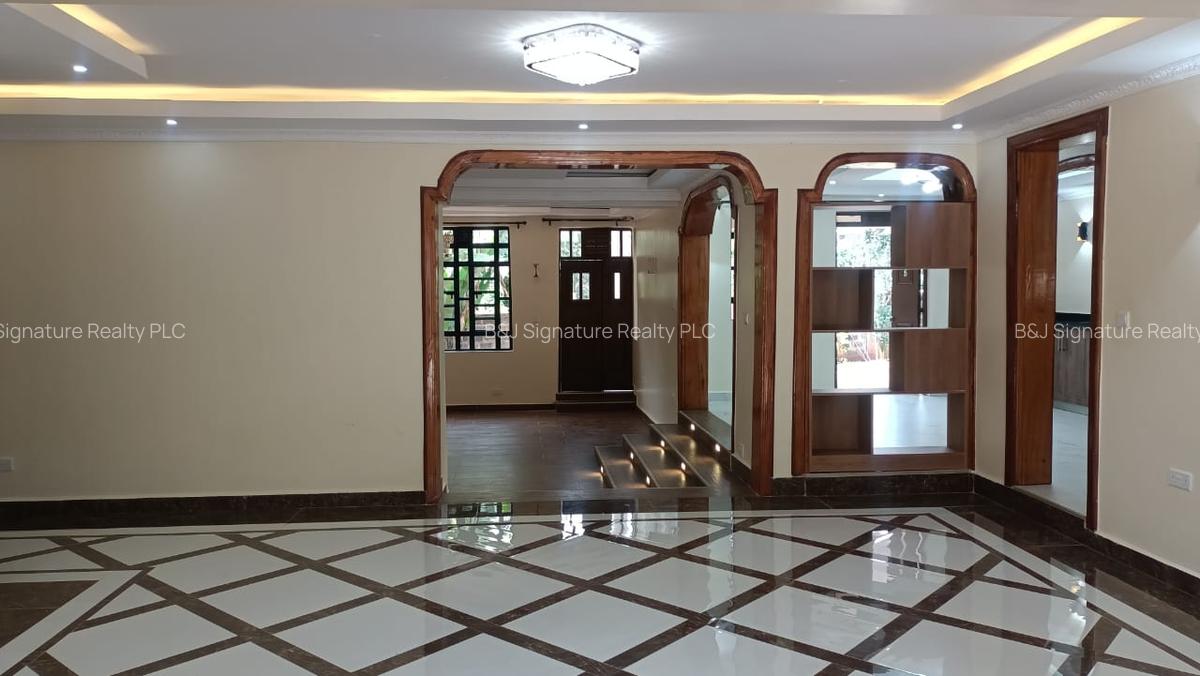 6 Bed Townhouse with En Suite in Kitisuru - 17